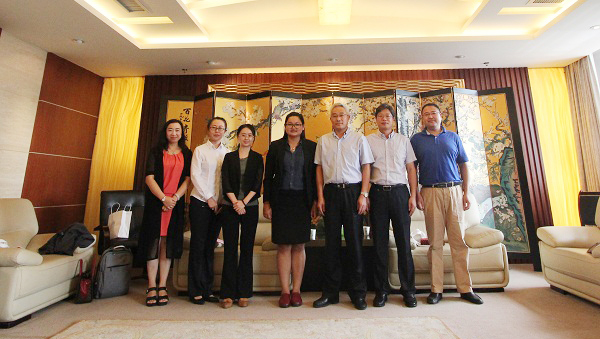柬埔寨万达公司副董事长HOU Kuchkunlinna一行来访公司