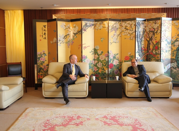 英国斯特拉斯克莱德大学客人访问公司