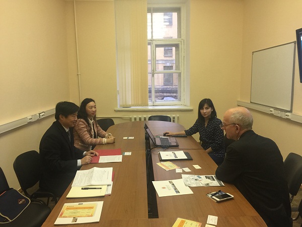黄建元总会计师率团赴俄罗斯开展来华职工招生宣传