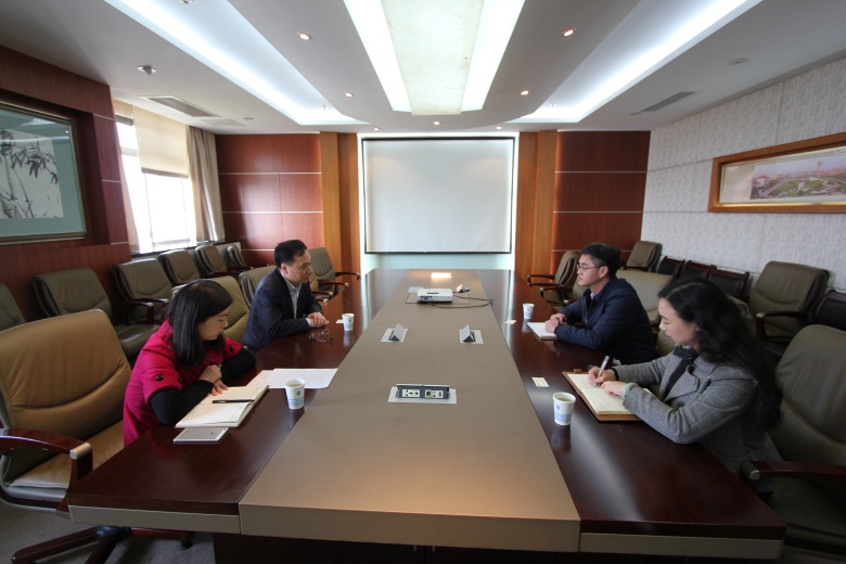 栖霞区人民政府办公室副主任赵锡斌一行来公司调研国际化办学情况