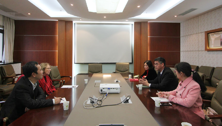 滑铁卢大学Jean经理一行到访工商管理公司